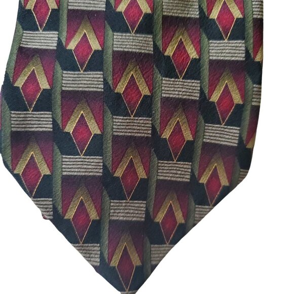 Ziggurat 100% Silk Hand Sewn Neck Tie - Picture 3 of 5